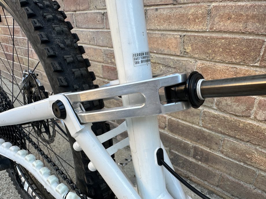 steel full suspension mountain bike linkage yoke for metric shocks